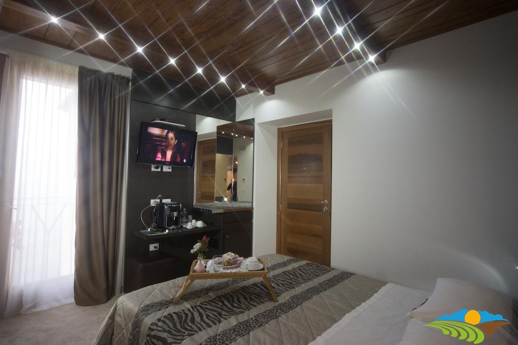 Albergo Diffuso - Il Poggetto Tra Urbino & San Marino Zimmer foto