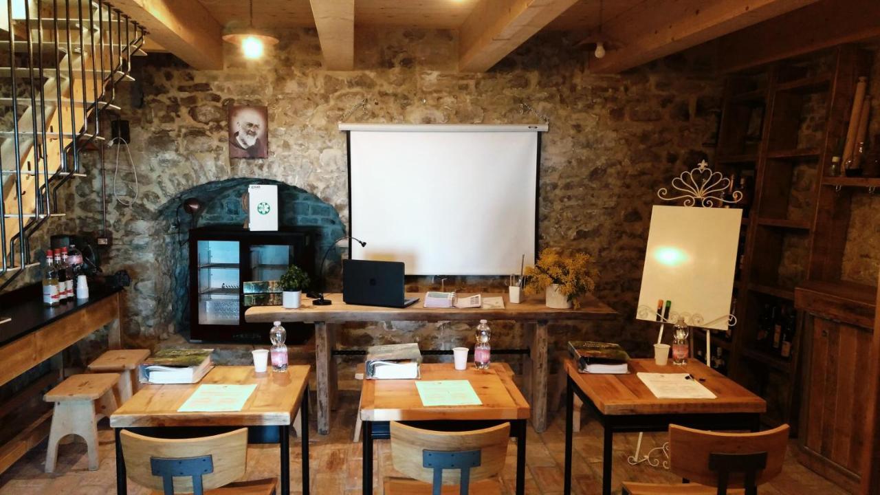 Albergo Diffuso - Il Poggetto Tra Urbino & San Marino Exterior foto